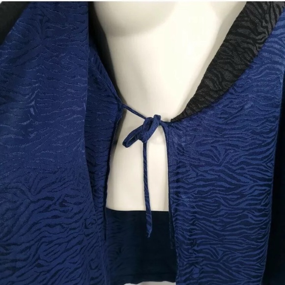 Victorias Secret Womens Pajama Top / Robe XS Blue Black Satin Wrap Long Sleeve - Picture 5 of 7